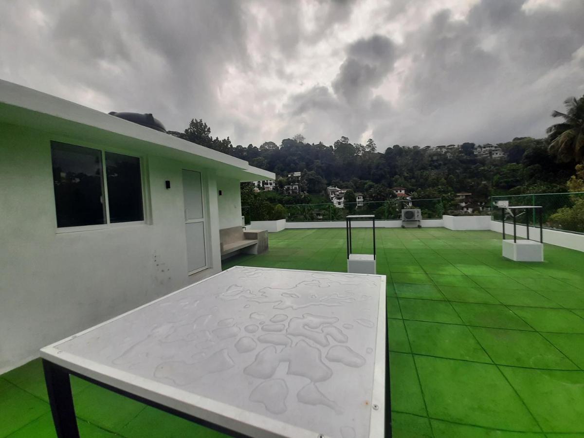 Everdew Kandy Exteriér fotografie